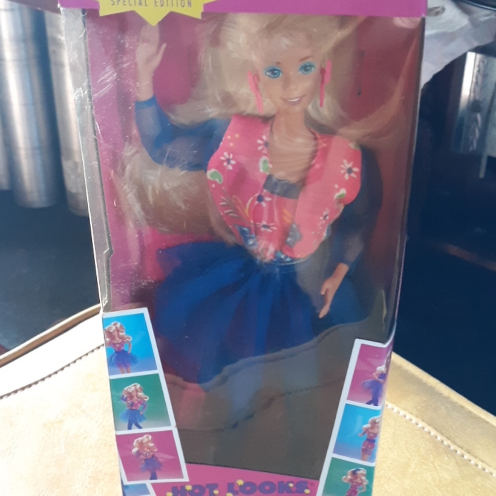Hot Looks barbie